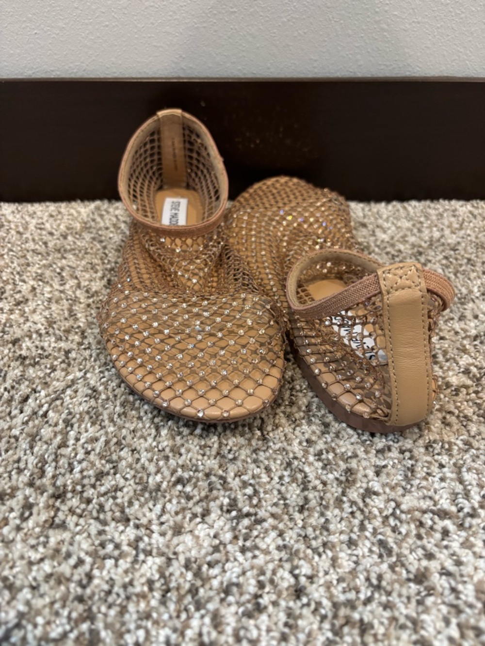 Steve Madden Women’s Mino Blush Glitter Mesh Sandals NWOT